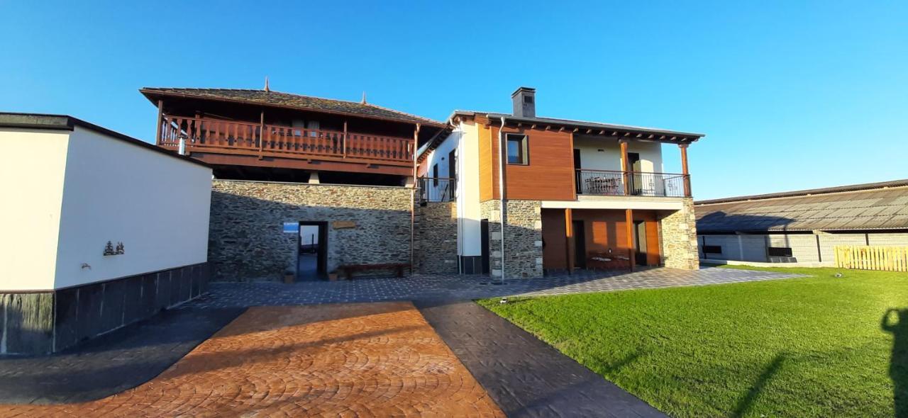 El Rato Apartamentos Rurales Навия Екстериор снимка